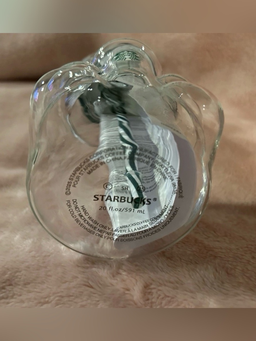 Brand New Starbucks Bear Bearista Glass 20oz  Cold Cup Tumbler Limited Edition - Picture 2 of 3